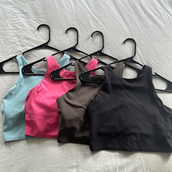 4 Athleta Conscious Crop Bras A-C